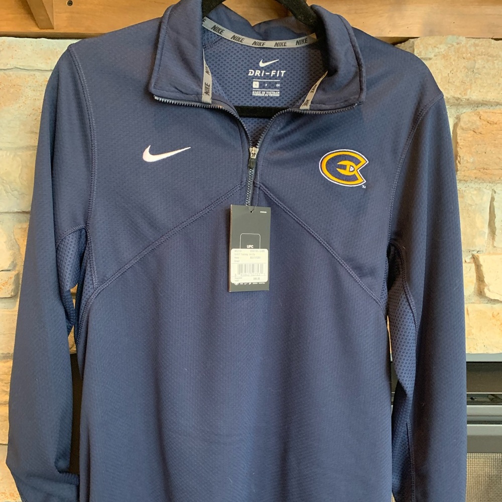 Nike UW-Eau Claire pullover, women’s